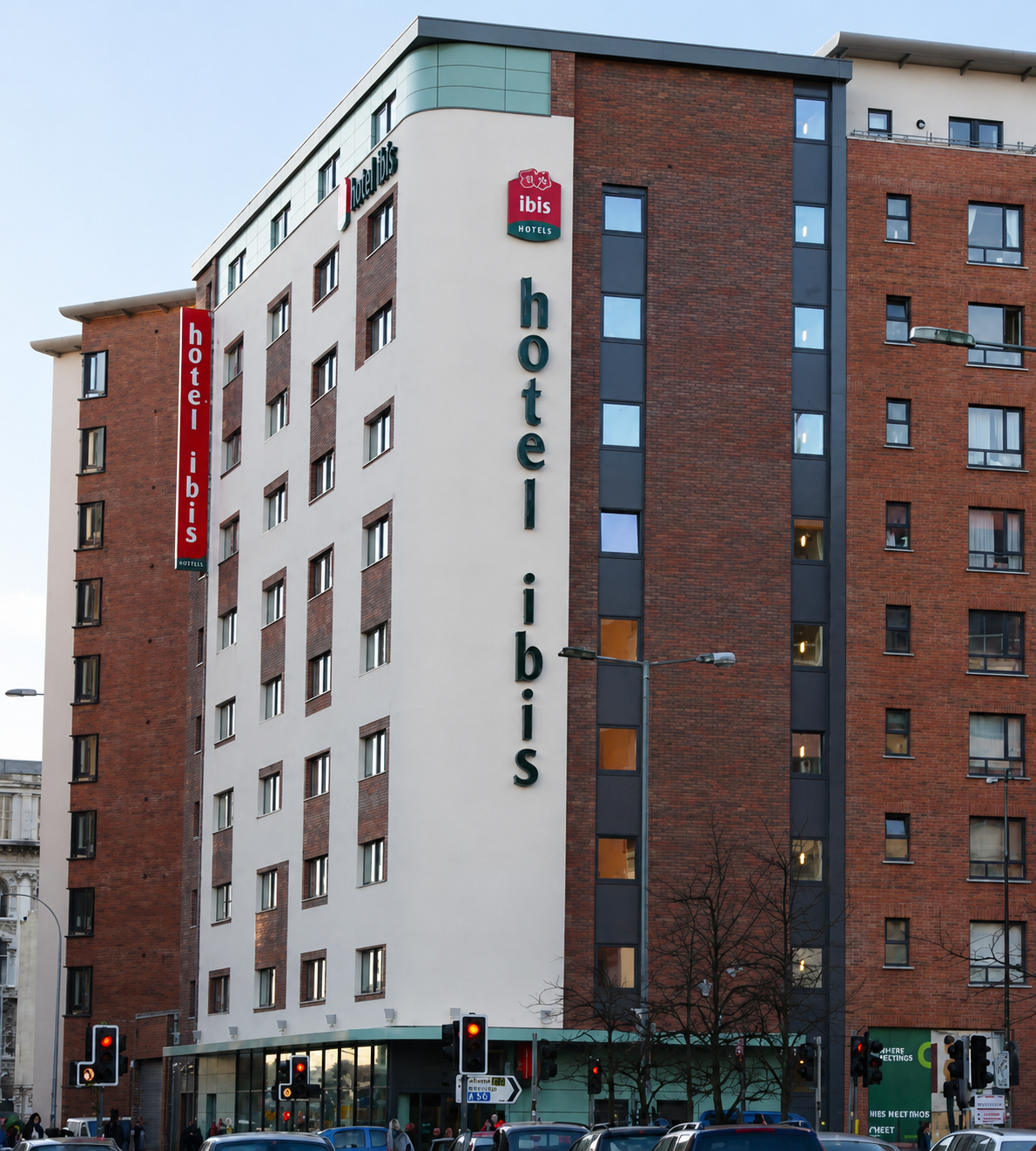 Hotel ibis Belfast Featured